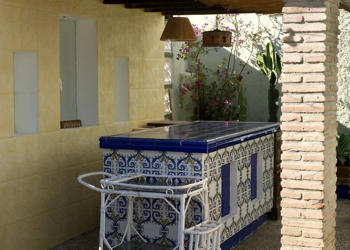 Willa Authentic Andalusian Boho - Pool - Garden-bbq- 7 Guests *